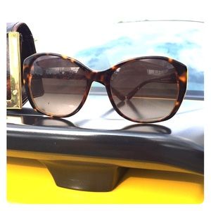 ✨SALE✨ Tory Burch tortoise shell-yellow Sunglasses