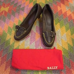 Bally classic heels size EU35 1/2