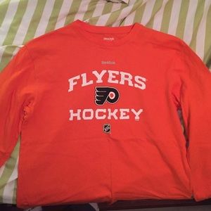 🔴FINAL PRICE! Flyers hockey long sleeve shirt.