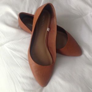 Tan merona  pointed toe flats size 7