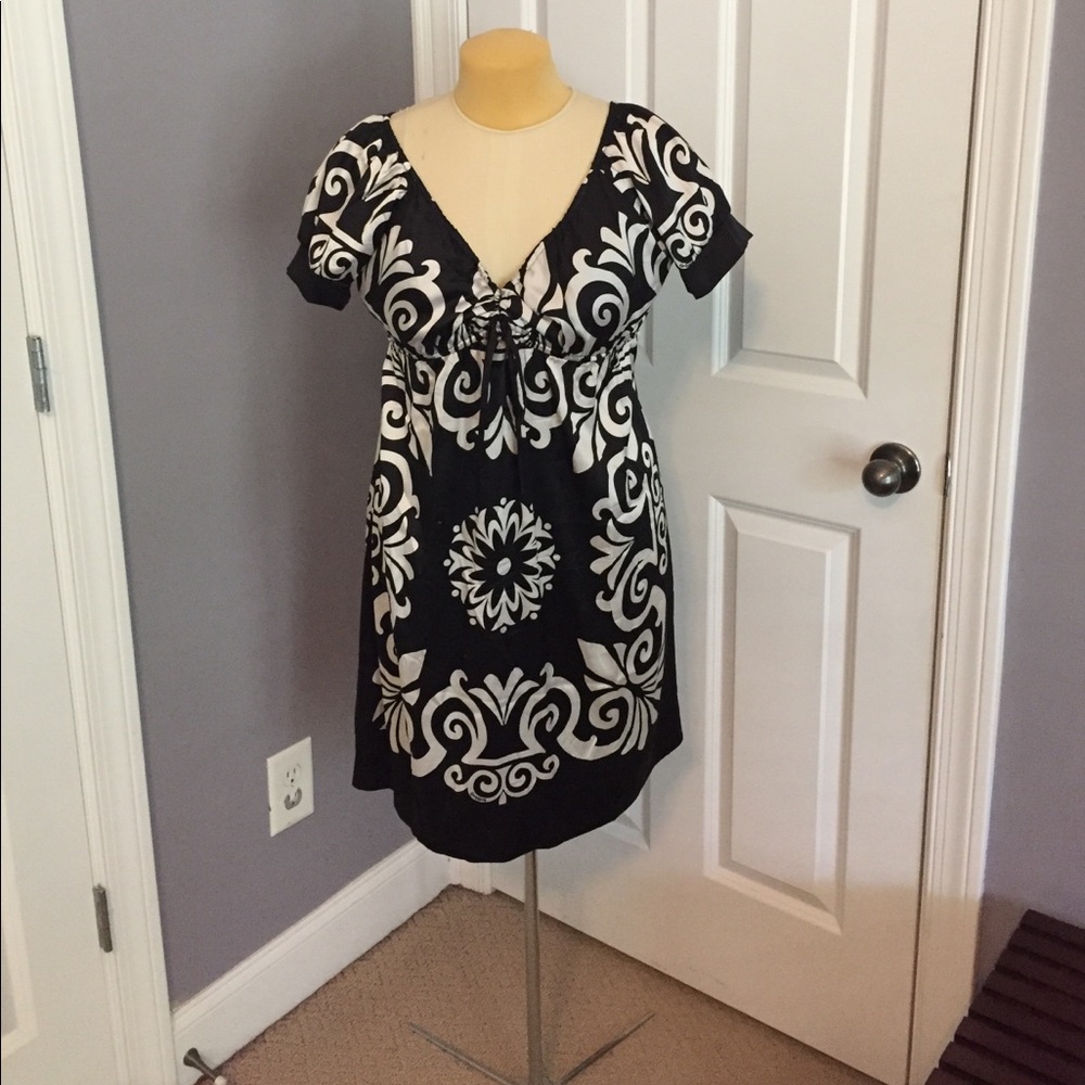 bebe Black and White Babydoll Dress