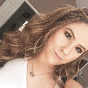 Meet your Posher, Juliana