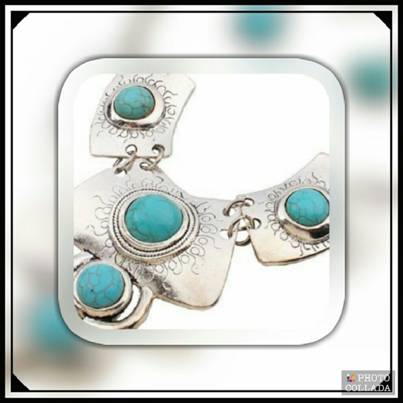 Round torquise pendant necklace. - Picture 2 of 2