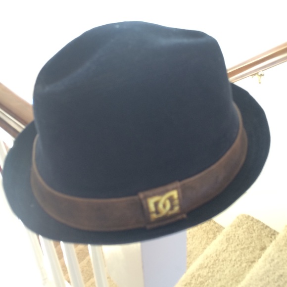 Black and brown fedora hat