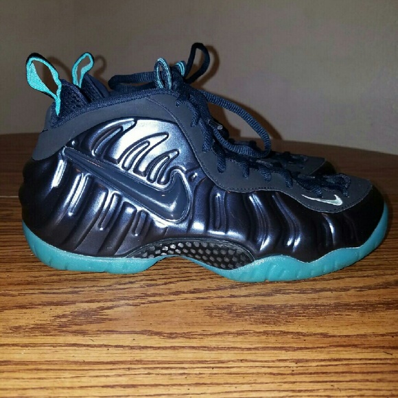 Nike foamposite Obsidian