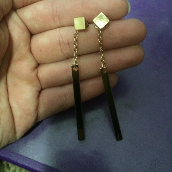 NWOT Earring Bundle - Picture 3 of 3