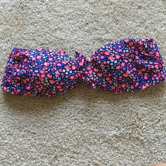 Old Navy Small Swim Top