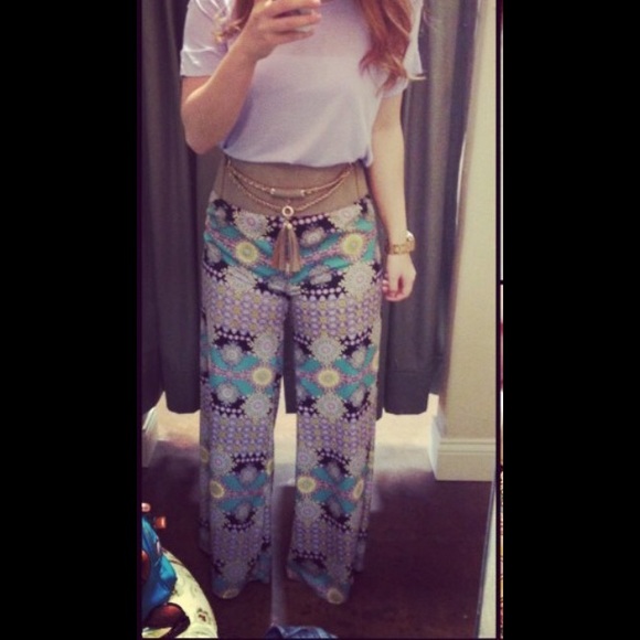 Peaches and Cream patterned palazzo pants. - Picture 1 of 2