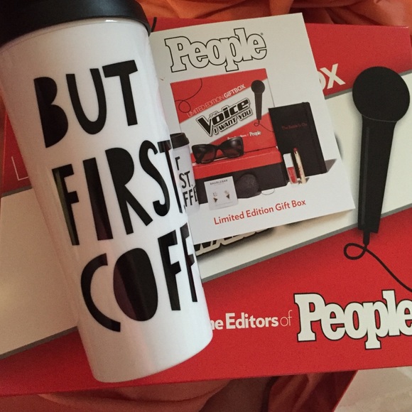 🆕🆕🆕NWT But First Coffee Cup