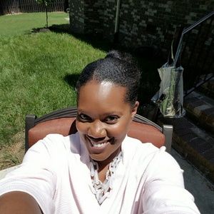 Meet your Posher, Francesca