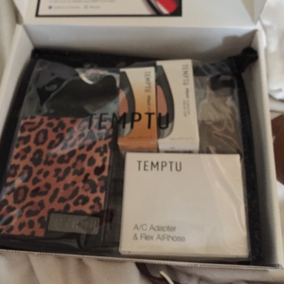 Temptu Airbrush makeup system. 2.0