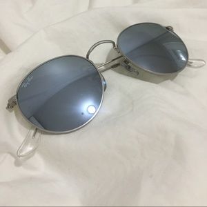 Ray-Ban Round Mirrored Sunglasses