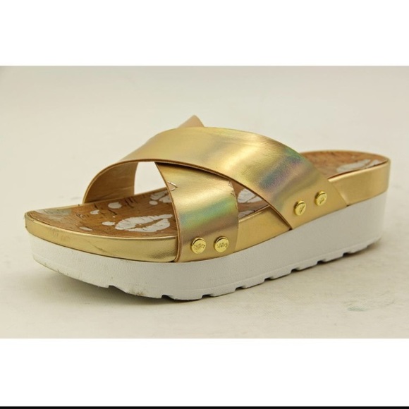 Juicy couture slides