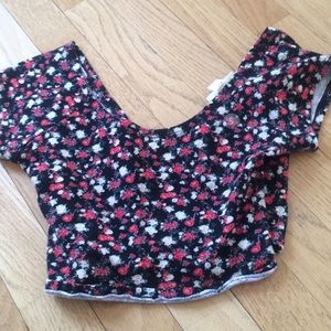 Flowered crop top