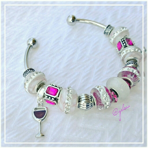 Salty Grace  Jewelry - Wine lover charm bracelet