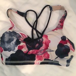 lulu lemon FREE TO BE BRA