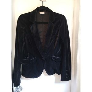 Velvet blazer - super flattering