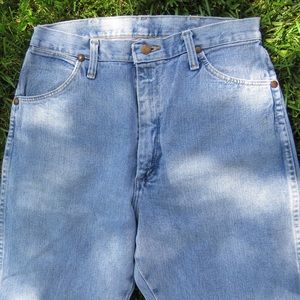 Vintage High Waisted Mom Jeans!