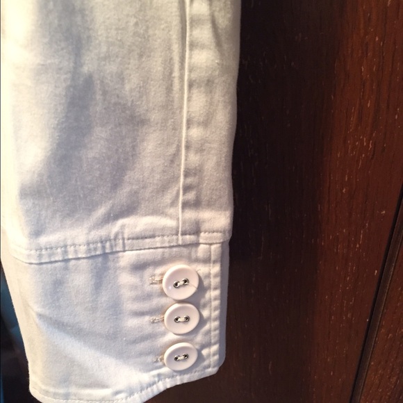 Capris - Picture 4 of 4