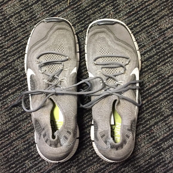 Nike Flyknit Frees