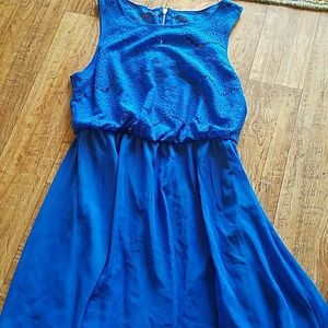 Royal blue hi & low dress zips in back