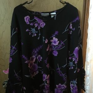 Women's 3/4 sleeve black with purple flower top.