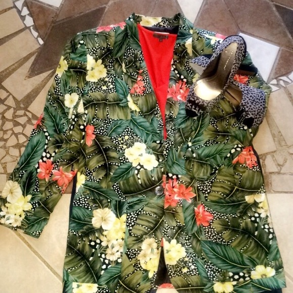 Floral/Tropical blazer