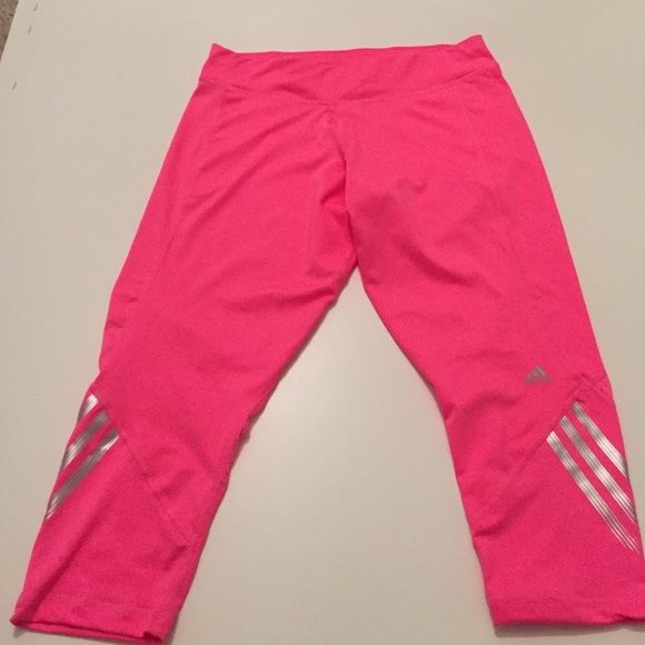 athletic capris