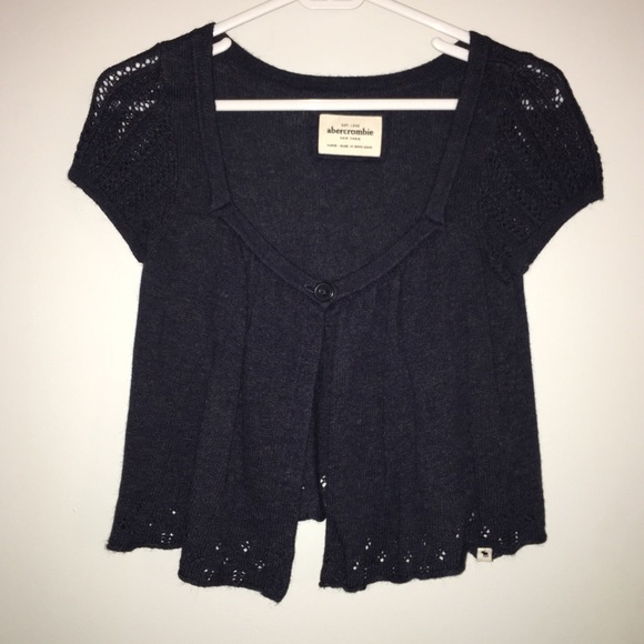 Short sleeve sweater cardigan