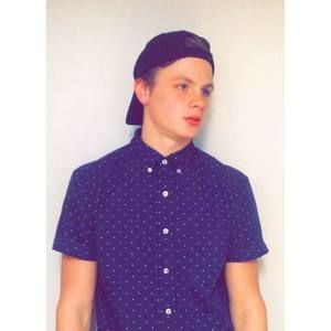 Meet your Posher, Brandon