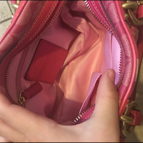 Coach Pink Heritage Stripe Signature Satchel - Picture 4 of 4