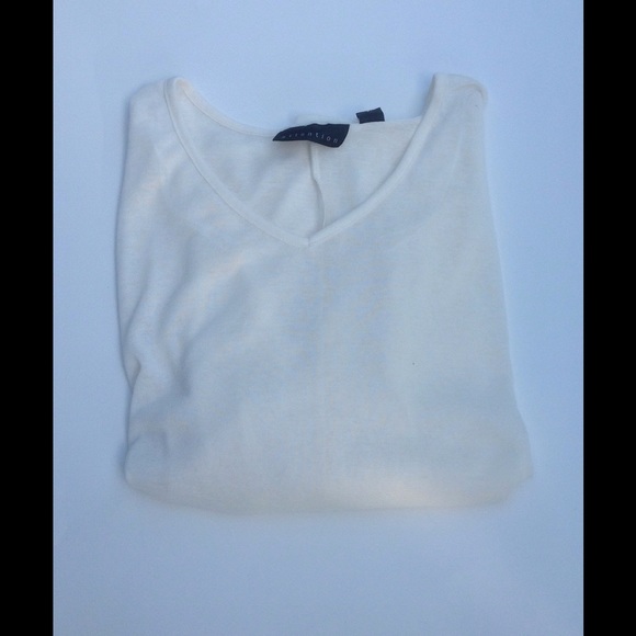 Cream V-Neck Top - Picture 4 of 5