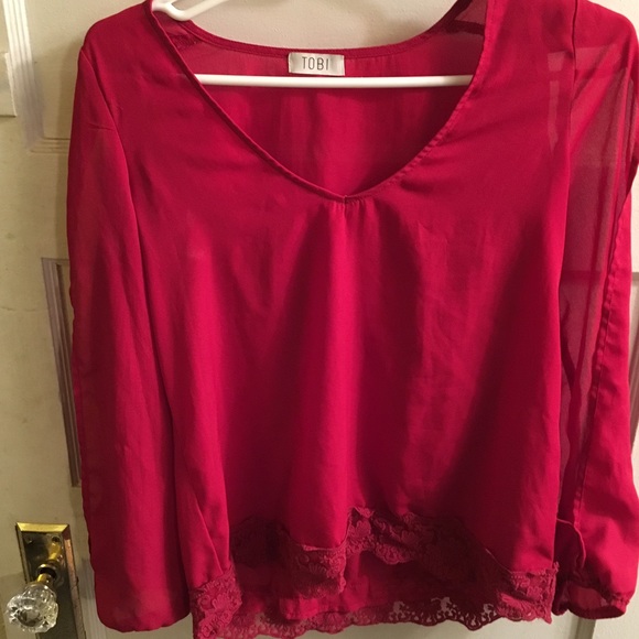 Tobi Open Sleeve Long Sleeved Shirt. Medium