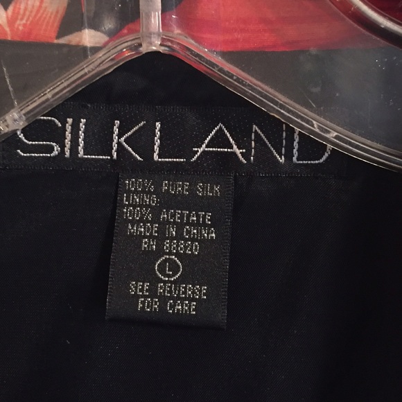 Silk Jacket - Picture 3 of 4