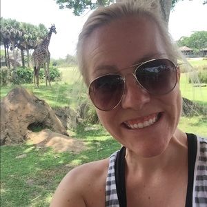 Meet your Posher, Allison