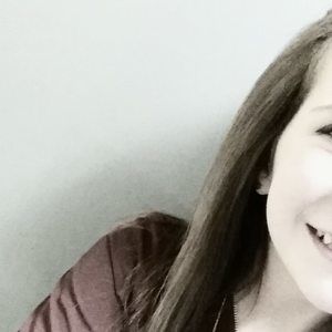 Meet your Posher, Hunter janae