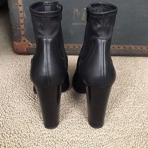 VINCE Booties