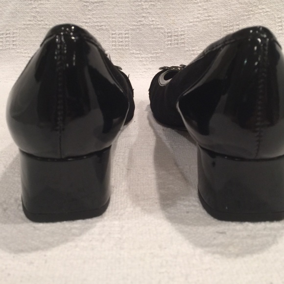 DITTO by VAN ELI BLACK PUMPS - Picture 3 of 4