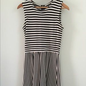 Madewell Dresses - Madewell striped dress Madewell Dresses - Madewell striped dress