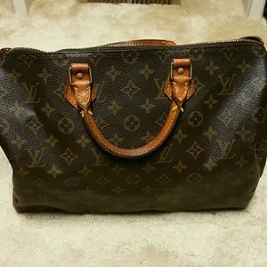 Authentic Louis Vuitton Speedy 35