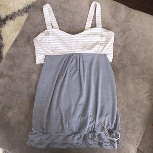 Lululemon workout top with drawstring bottom