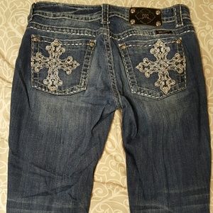 Miss Me Cross Jeans- good condition