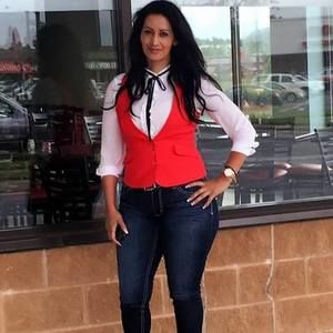 Meet your Posher, Candy