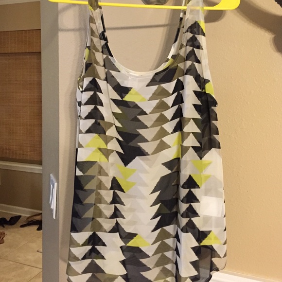 NWT Old Navy Size Large tank