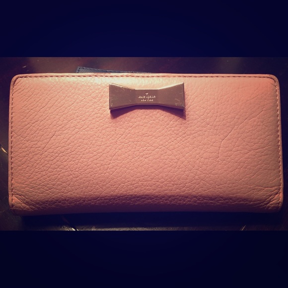 Kate Spade Wallet Light Pink w/ Gold Bow