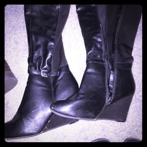Black stretch boots 8 1/2