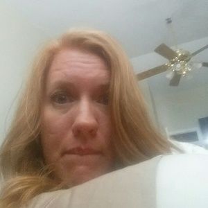 Meet your Posher, Carey