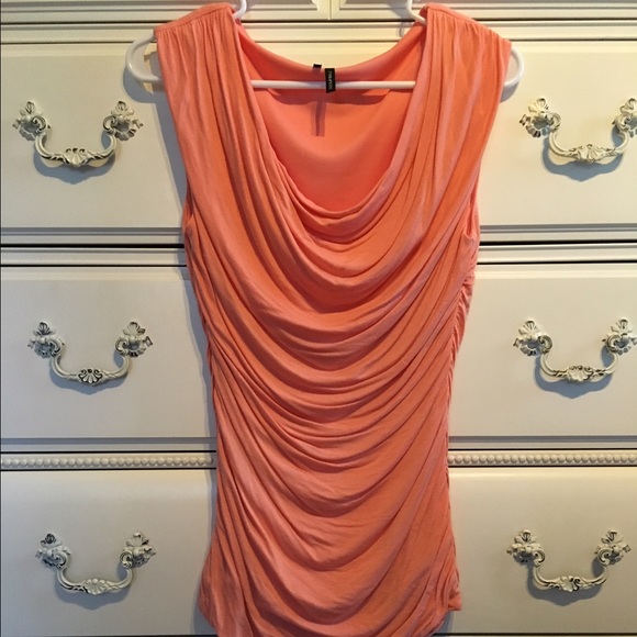 🌼RESERVED FOR KELLY🌼Pretty salmon colored blouse