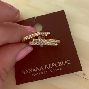NWT Banana Republic rings