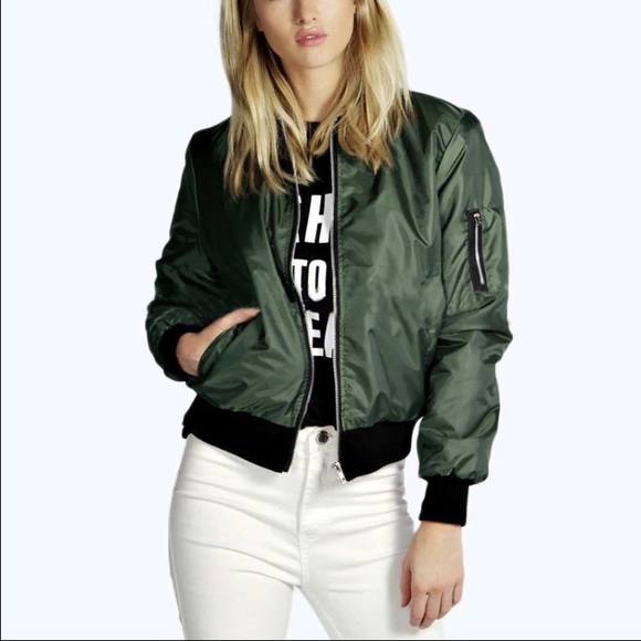 Boutique Jackets & Blazers - Lightweight bomber jacket restocked last one